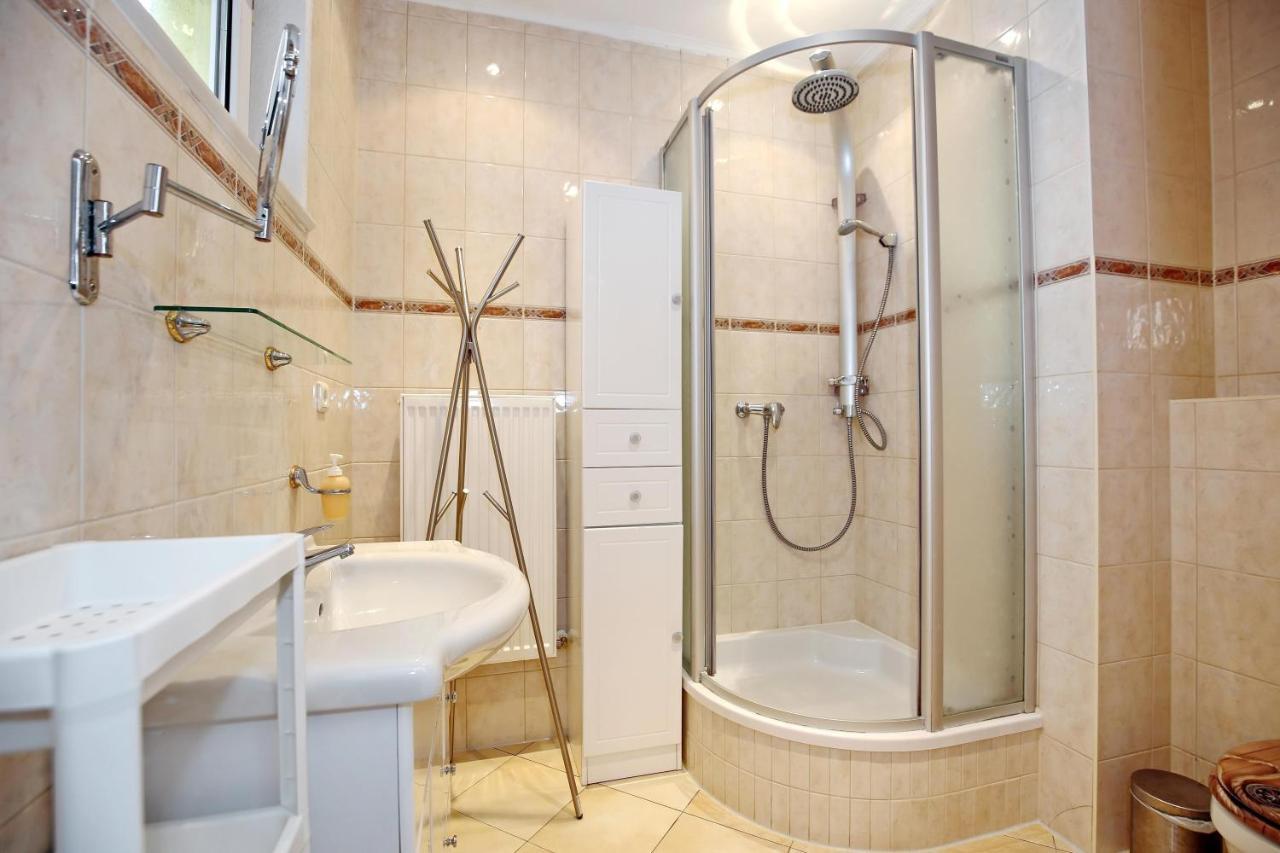 Haus Alexandra Wohnung 01 Kuehlungsborn Ngoại thất bức ảnh